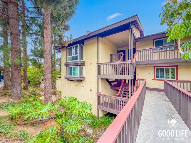 Building Photo - 2BD/1BA Condo in Clairemont with Balcony, In-Unit Laundry & Reserved Parking
