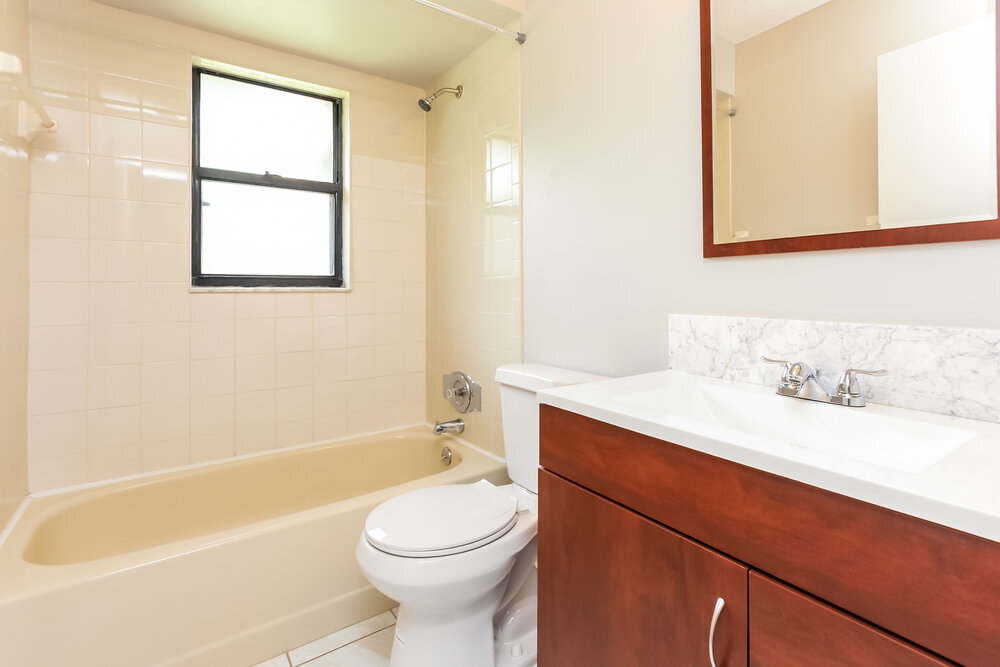 Building Photo - 1138 SE 13th St