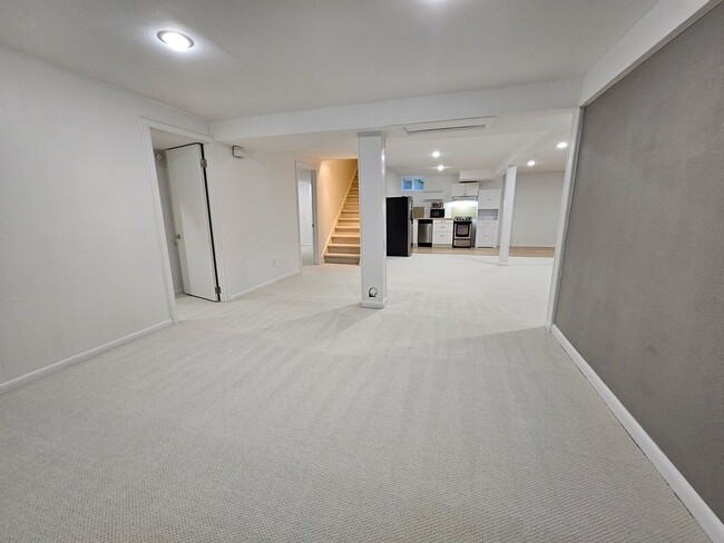 Building Photo - 8491 W 7th Ave
