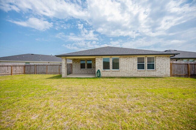 Building Photo - 29535 Paytons Park Ct