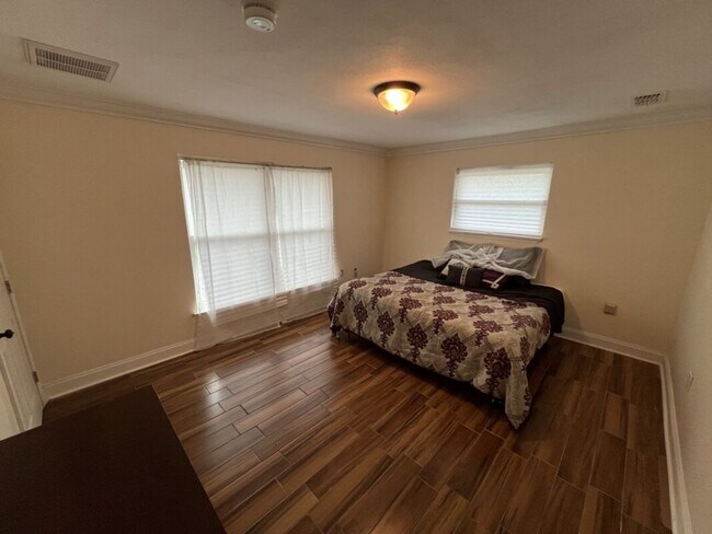 Building Photo - Spacious 5BR Home in Avalon – Dual Master Suites + Modern Updates!