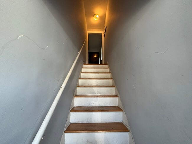 Building Photo - 8 Jetland Pl