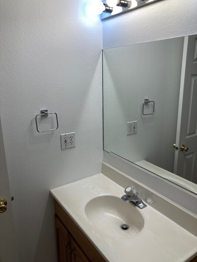 Bathroom 2 - 1821 Spruce St