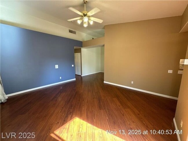 Building Photo - GORGEOUS 2nd FLOOR UNIT IN DESIRABLE GATED...