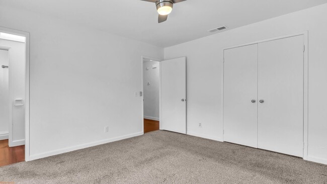 Building Photo - 53635 Avenida Bermudas