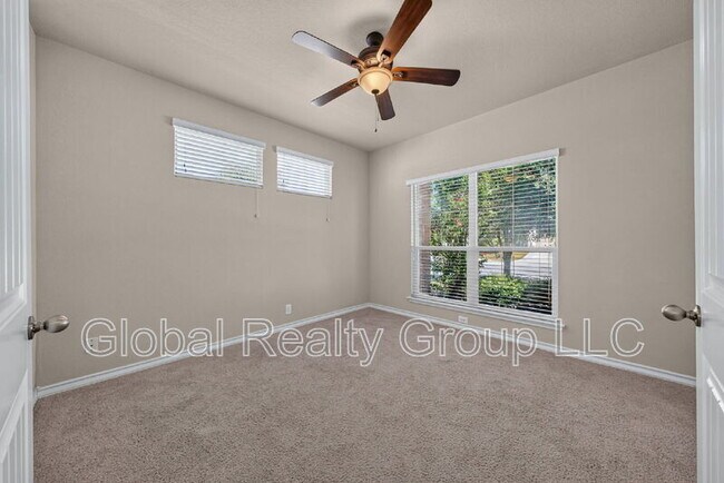Building Photo - 14918 Goldfinch Wy