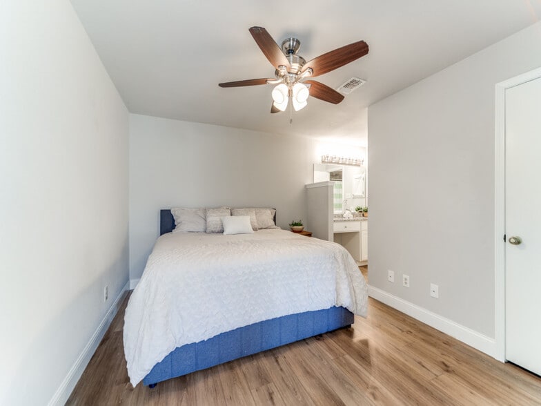 Building Photo - 5322 Medical Dr