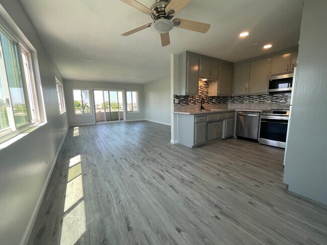 Dining room with a view - 1187 E 3rd St