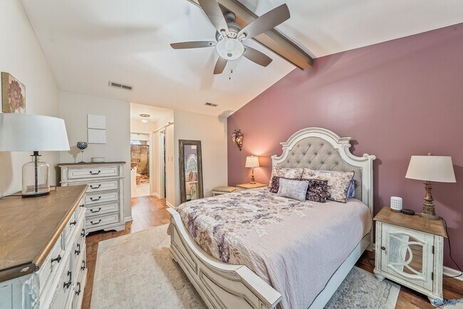 Building Photo - 10007 Meredith Ln SE