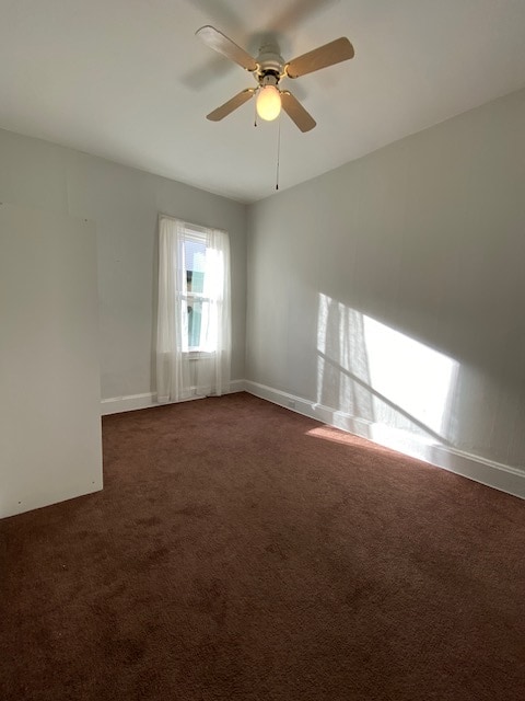 Second bedroom with direct access to third floor - 5234 Holmes St
