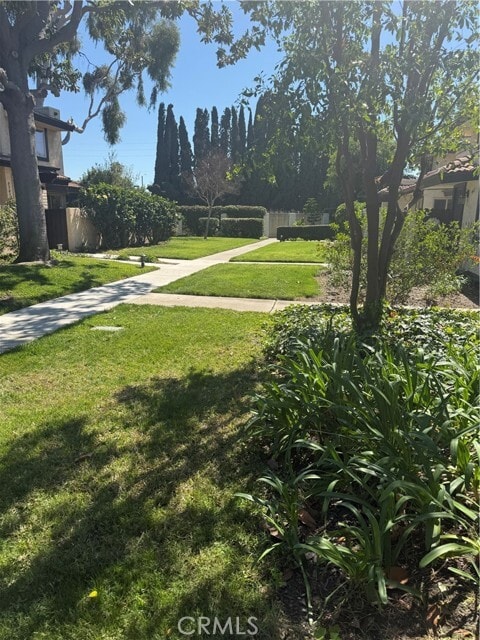 Building Photo - 9924 Del Rio Way