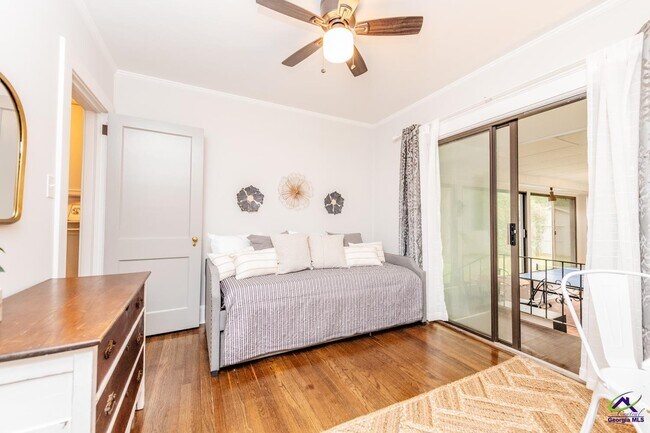 Building Photo - 1304 Georgia Ave