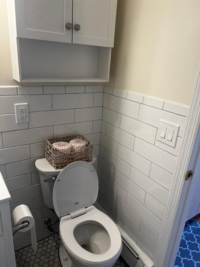 Building Photo - 100 Pocantico St