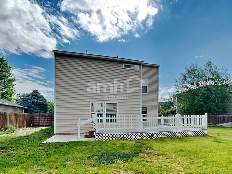 Building Photo - 6547 S Fairwind Pl