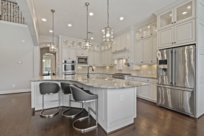 Building Photo - 5730 Balcones Ridge Ln