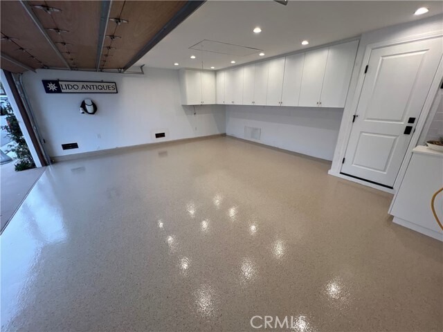 Building Photo - 106 Via Cordova
