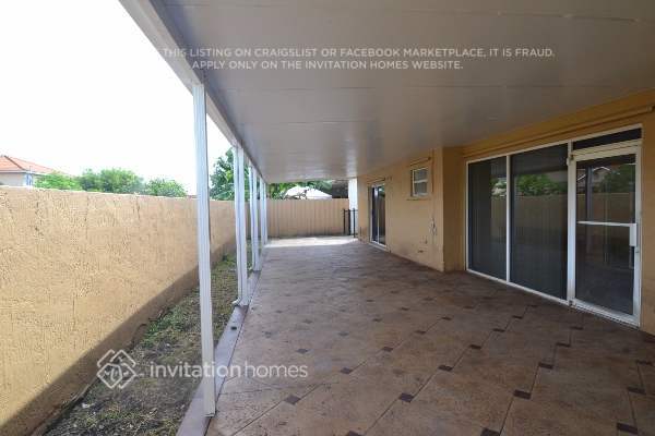 Building Photo - 8793 NW 142nd Ln