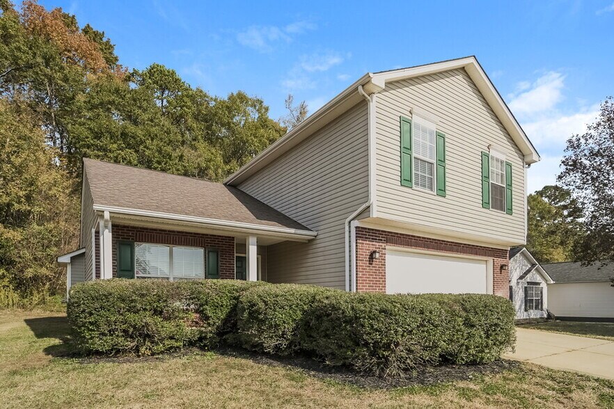 Building Photo - 2070 Chapel Creek Rd