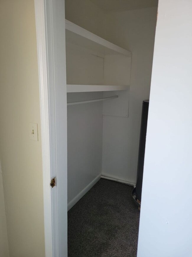 Building Photo - 11th Bay Colonies