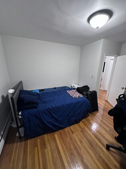 Building Photo - 1400 Commonwealth Ave