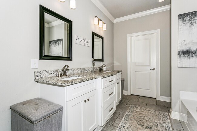 Building Photo - 9013 Timber Ln