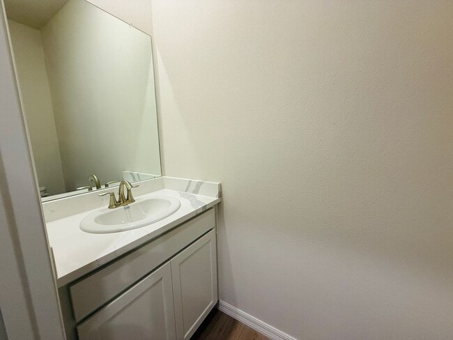 Building Photo - New build -  Be the 1st to move into this 4 bedroom home in Parish!