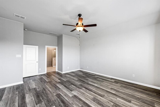 Building Photo - 4946 Hitchings Ct