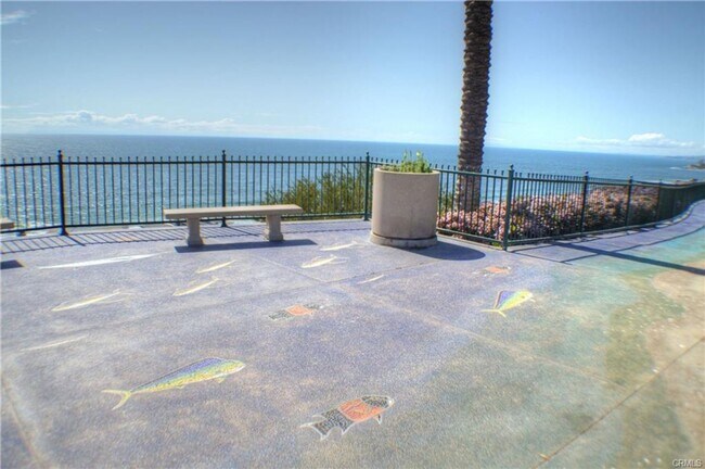 Building Photo - Condo in Niguel Terrace short walk to beach access