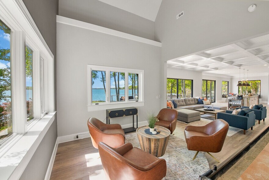 Building Photo - 233 Paradise Peninsula Rd