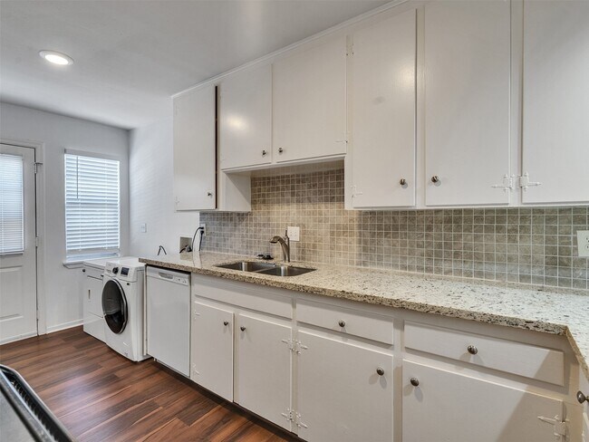 Building Photo - 5230 Arboles Dr