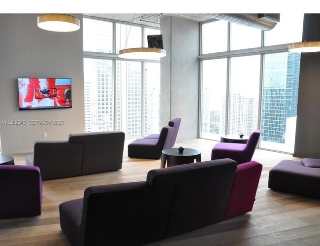 Building Photo - 151 SE 1st St