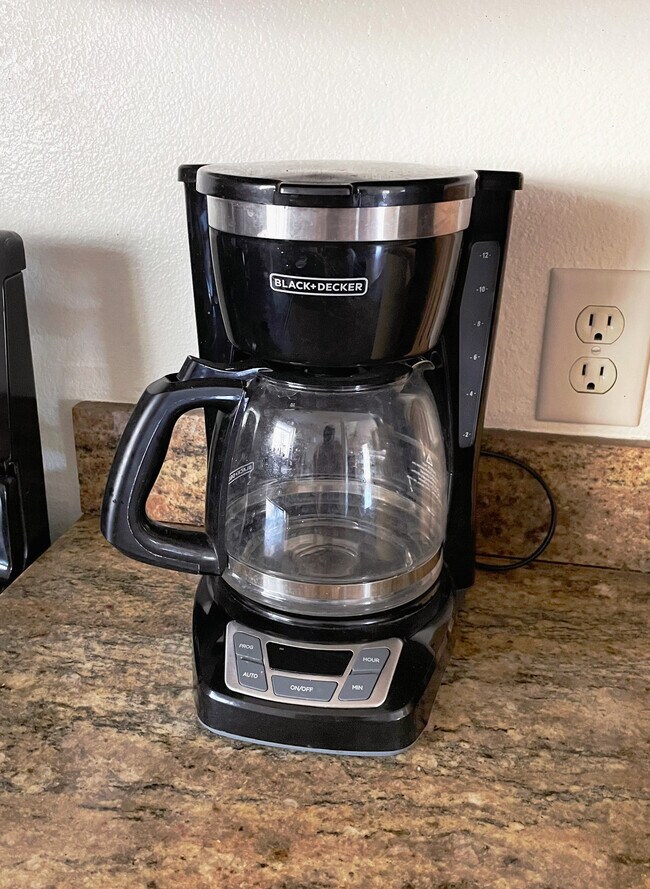 Building Photo - 323 Bodmer Ln