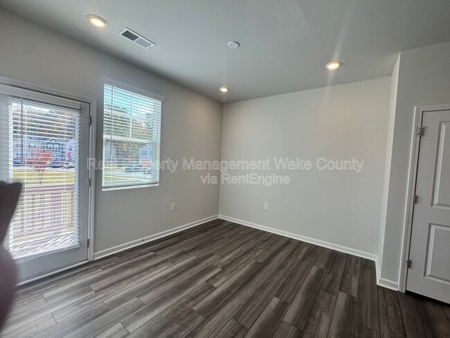 Building Photo - 2727 Chert Ln