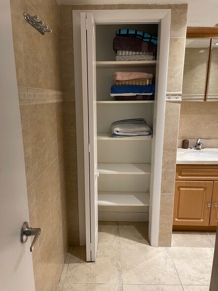 Bathroom Utility Closet - 5005 Collins Ave