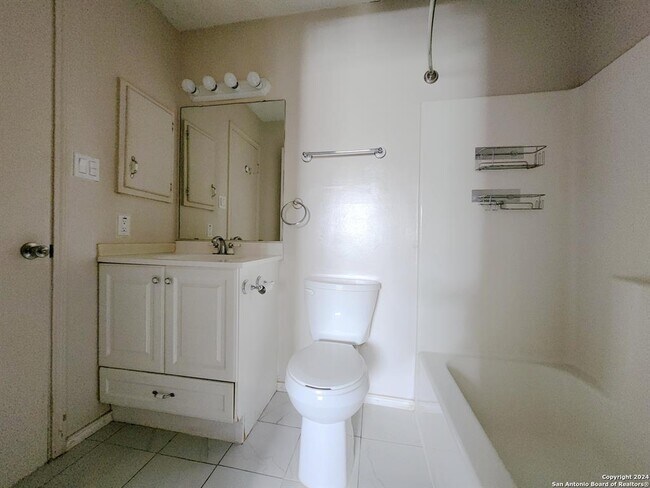 Building Photo - 9140 Timber Path