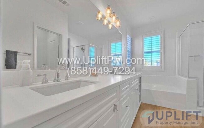 Building Photo - 44082 Calle Luz
