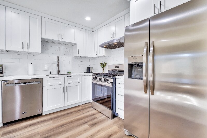 Building Photo - 2361 Gonzaga Ln