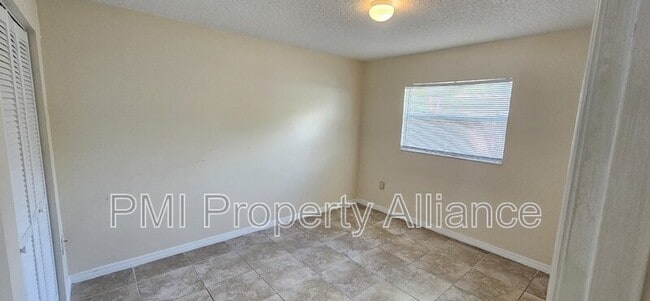 Building Photo - 411 Edwin St