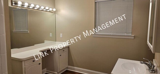 Building Photo - 7183 Holland Ln