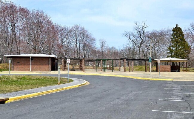 Building Photo - 328 W Edmonston Dr