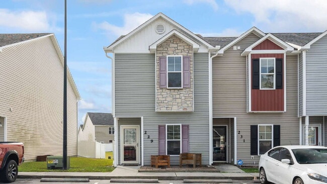 Primary Photo - "Charming 2-Bed Townhouse with 2.5 Baths i...