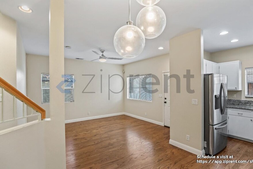 Building Photo - 1055 Adana Terrace