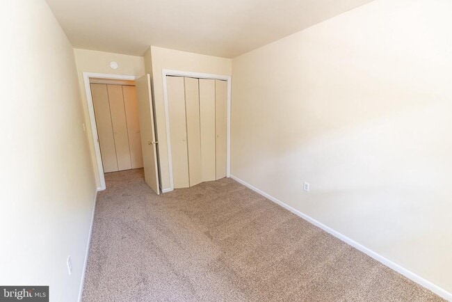 Building Photo - 746 Hemlock St