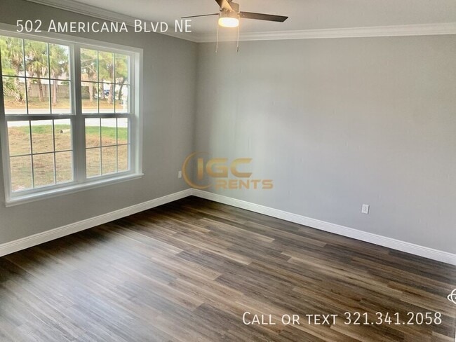 Building Photo - 502 Americana Blvd NE