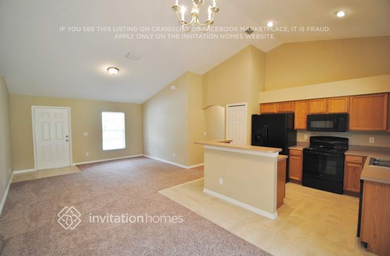 Building Photo - 1148 Wyoming Dr SE