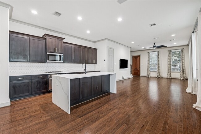 Building Photo - 1224 Nelson Falls Ln