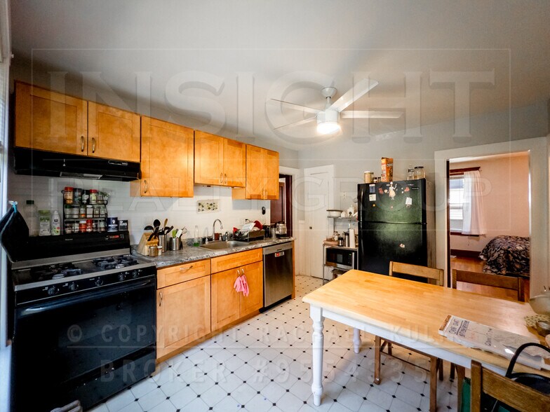 Building Photo - 26 Saint Rose St