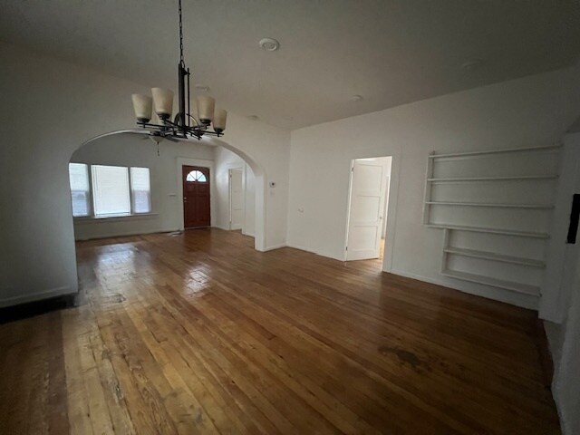 Building Photo - 278 E 9th St