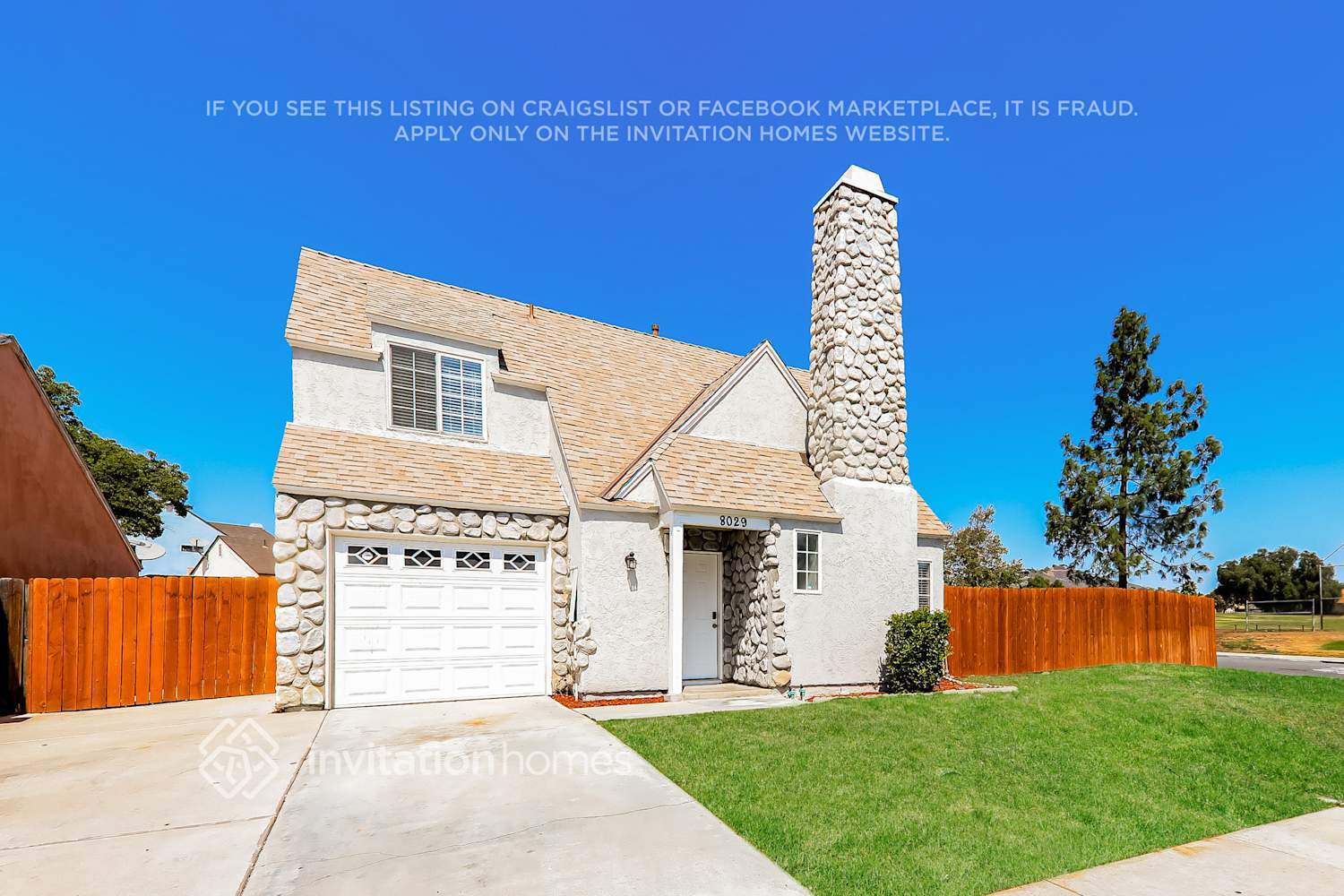 Building Photo - 8029 Linares Ave