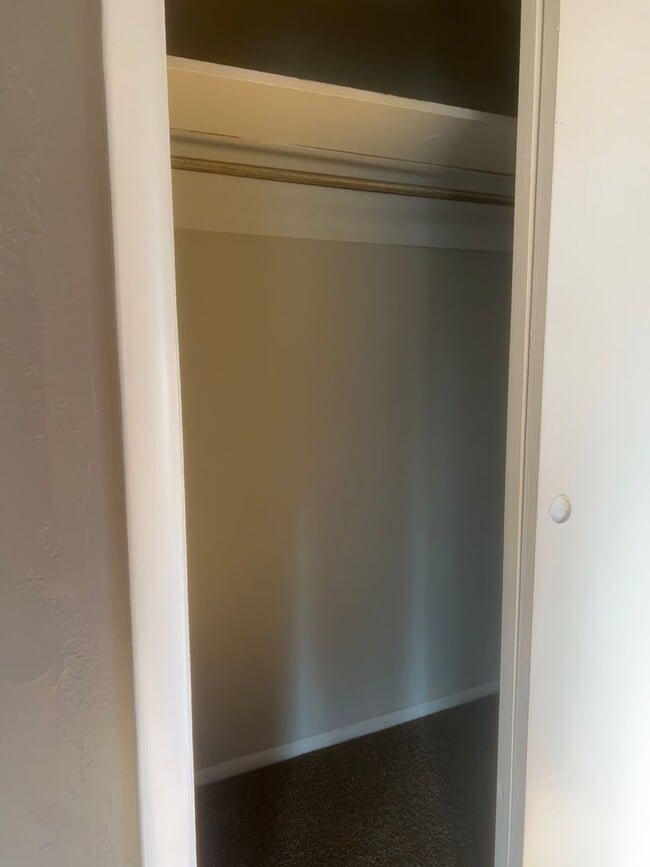 Building Photo - 1204 NW Carroll- AVAILABLE NOW!!